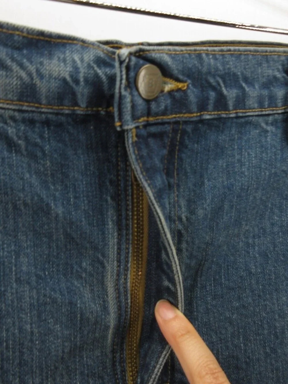 Bills Khakis Jeans 44X32 Straight Denim Classic Fit Vintage Wash NEW